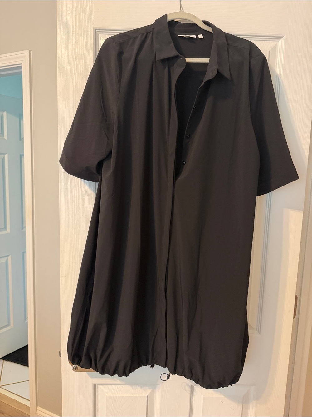 Chico's Black Short-Sleeve Button-Front Casual Shirt